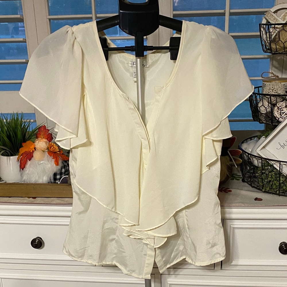Pinky Cream Ruffled Women's Blouse